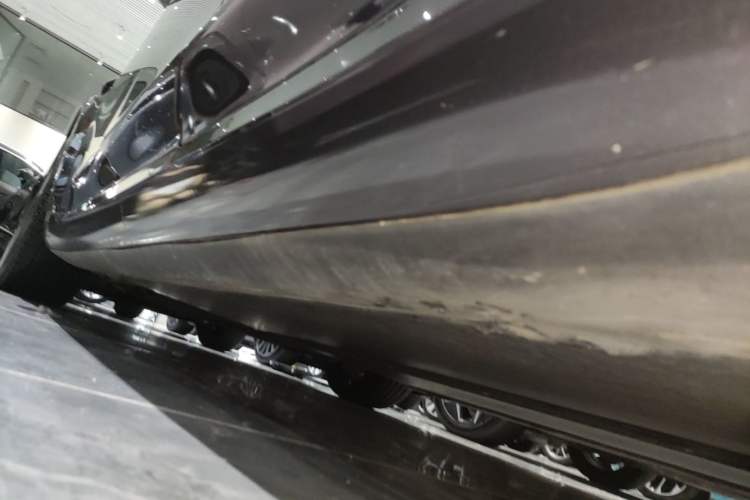 Used Tesla Model 3 2019 Standard Range Rear-Drive Upgraded Version Left Side Sill