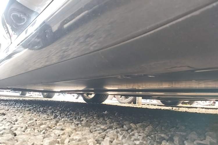 Used Tesla Model 3 2019 Standard Range Rear-Drive Upgraded Version Left Side Sill