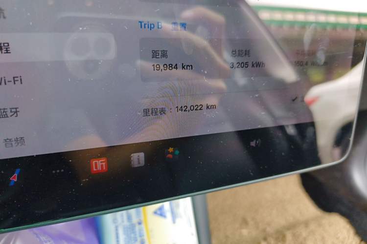 Used Tesla Model 3 2019 Long-Range All-Wheel-Drive Version Odometer Close Up