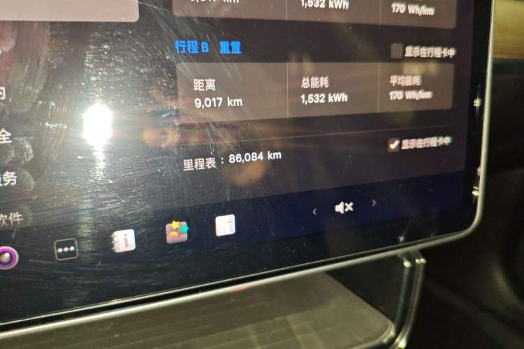 Used Tesla Model 3 2019 Performance High-Performance All-Wheel-Drive Version Odometer Close Up