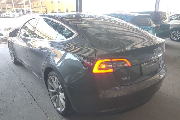Used Tesla Model 3 2019 Standard Range Rear-Drive Upgraded Version Rear Left 45 Deg