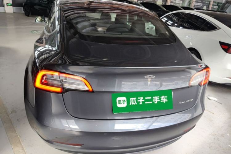 Used Tesla Model 3 2019 Long-Range All-Wheel-Drive Version Rear