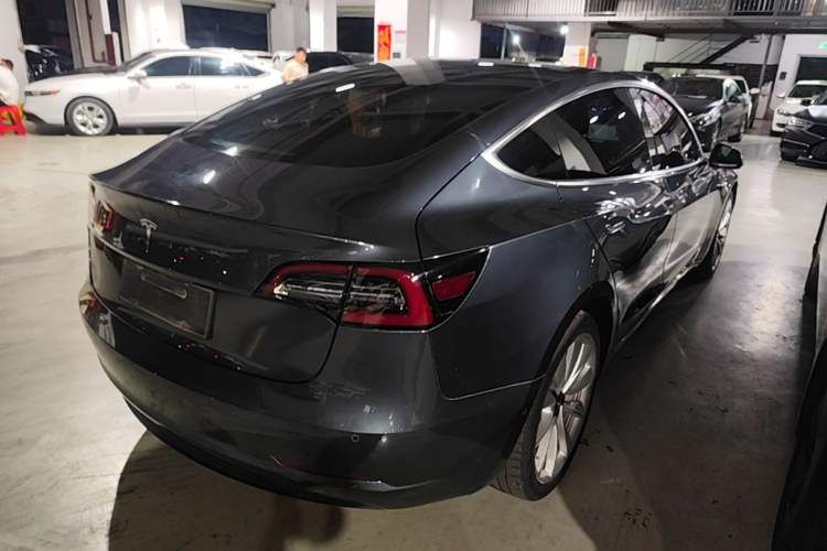 Used Tesla Model 3 2019 Standard Range Rear-Drive Upgraded Version Rear Right 45 Deg