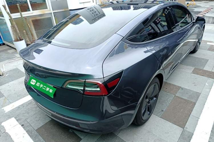 Used Tesla Model 3 2019 Long-Range Rear-Wheel-Drive Version Rear Right 45 Deg
