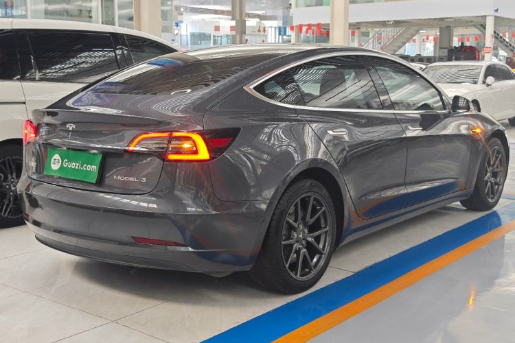 Used Tesla Model 3 2019 Standard Range Rear-Drive Upgraded Version Rear Right 45 Deg