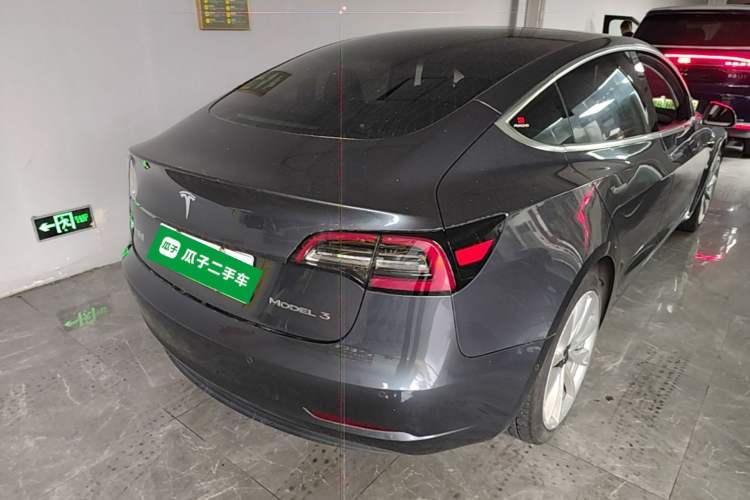 Used Tesla Model 3 2019 Standard Range Rear-Drive Upgraded Version Rear Right 45 Deg
