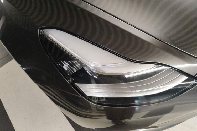 Used Tesla Model 3 2019 Standard Range Rear-Drive Upgraded Version Right Front Headlight