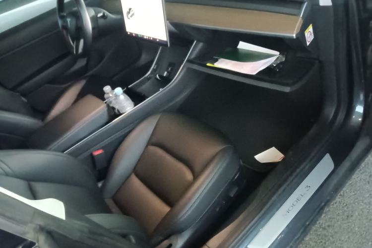Used Tesla Model 3 2019 Performance High-Performance All-Wheel-Drive Version Right Front Seat