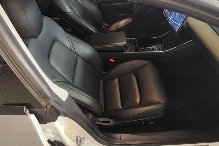 Used Tesla Model 3 2019 Standard Range Rear-Drive Upgraded Version Right Front Seat
