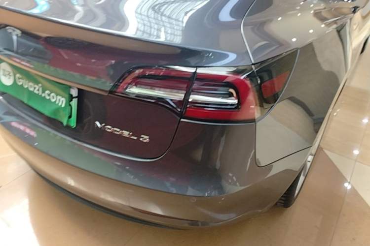 Used Tesla Model 3 2019 Standard Range Rear-Drive Upgraded Version Right Rear Taillight