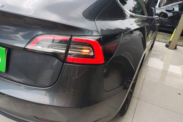 Used Tesla Model 3 2019 Long-Range Rear-Wheel-Drive Version Right Rear Taillight