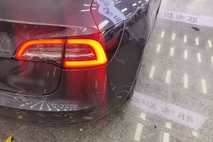 Used Tesla Model 3 2019 Standard Range Rear-Drive Upgraded Version Right Rear Taillight