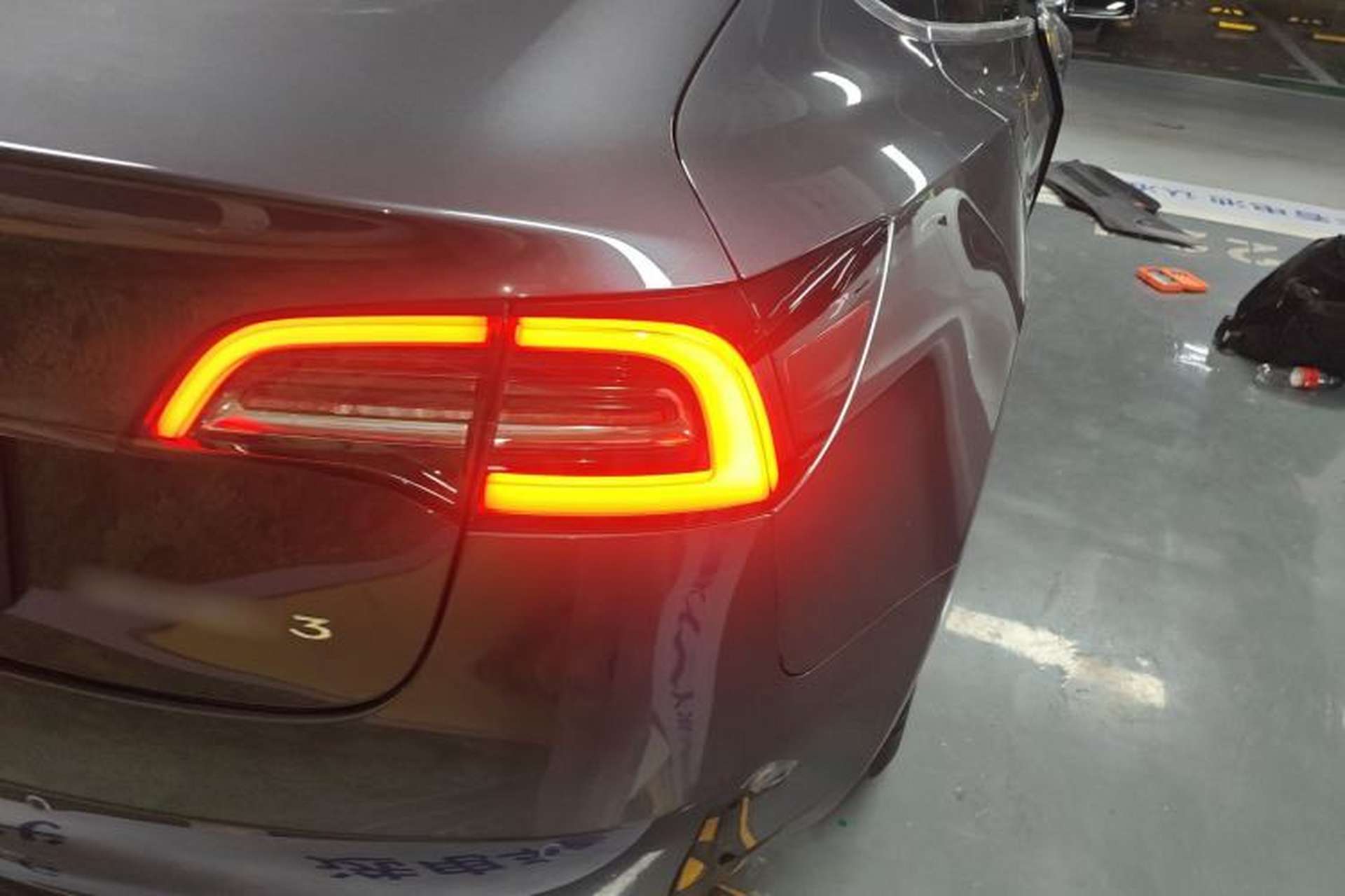 Used Tesla Model 3 2019 Standard Range Rear-Drive Upgraded Version Right Rear Taillight