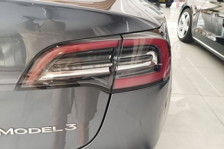 Used Tesla Model 3 2019 Standard Range Rear-Drive Upgraded Version Right Rear Taillight