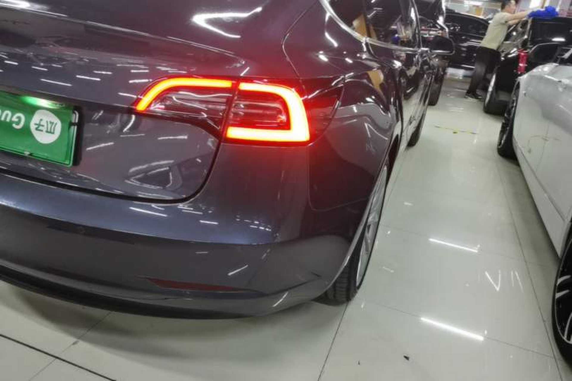 Used Tesla Model 3 2019 Standard Range Rear-Drive Upgraded Version Right Rear Taillight