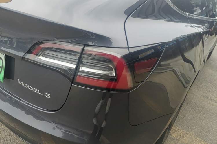 Used Tesla Model 3 2019 Standard Range Rear-Drive Upgraded Version Right Rear Taillight