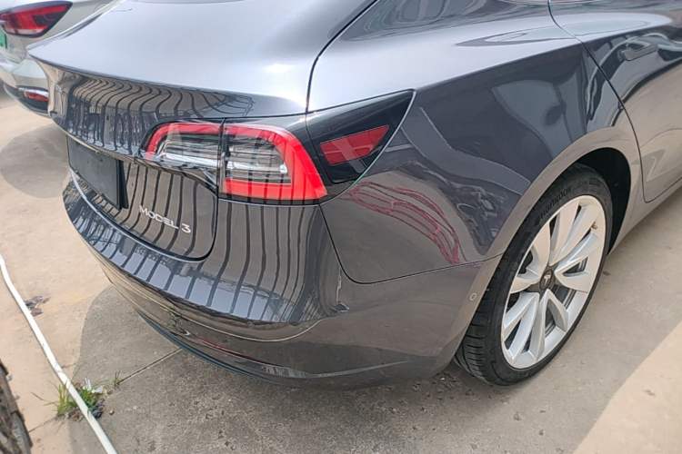 Used Tesla Model 3 2019 Standard Range Rear-Drive Upgraded Version Right Rear Taillight