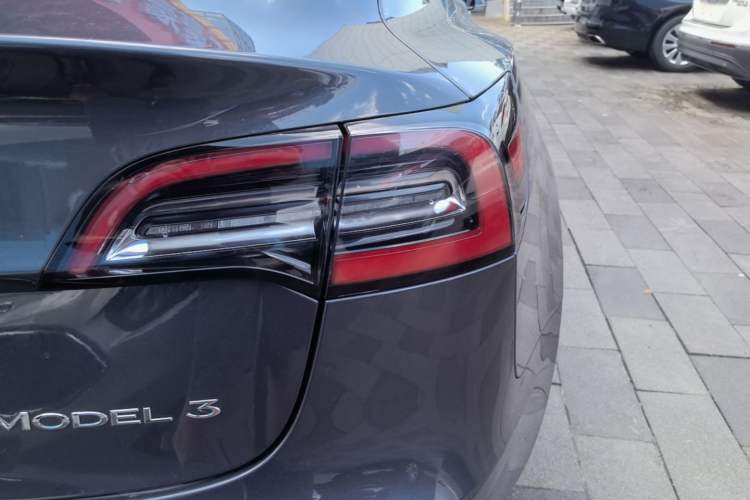Used Tesla Model 3 2019 Standard Range Rear-Drive Upgraded Version Right Rear Taillight