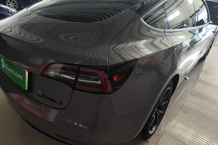 Used Tesla Model 3 2019 Standard Range Rear-Drive Upgraded Version Right Rear Taillight