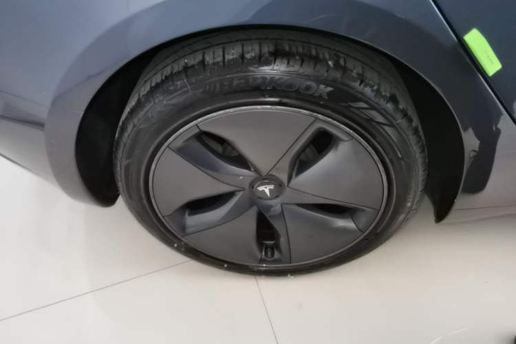 Used Tesla Model 3 2019 Standard Range Rear-Drive Upgraded Version Right Rear Wheel Hub