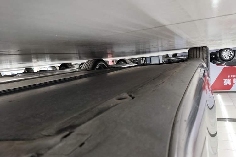 Used Tesla Model 3 2019 Standard Range Rear-Drive Upgraded Version Right Side Sill