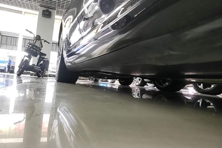 Used Tesla Model 3 2019 Standard Range Rear-Drive Upgraded Version Right Side Sill