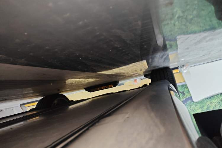 Used Tesla Model 3 2019 Standard Range Rear-Drive Upgraded Version Right Side Sill