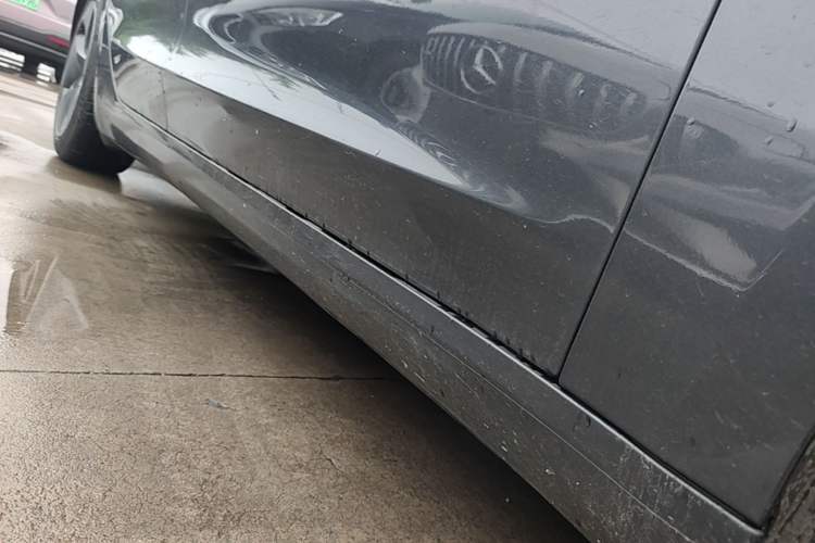 Used Tesla Model 3 2019 Standard Range Rear-Drive Upgraded Version Right Side Sill