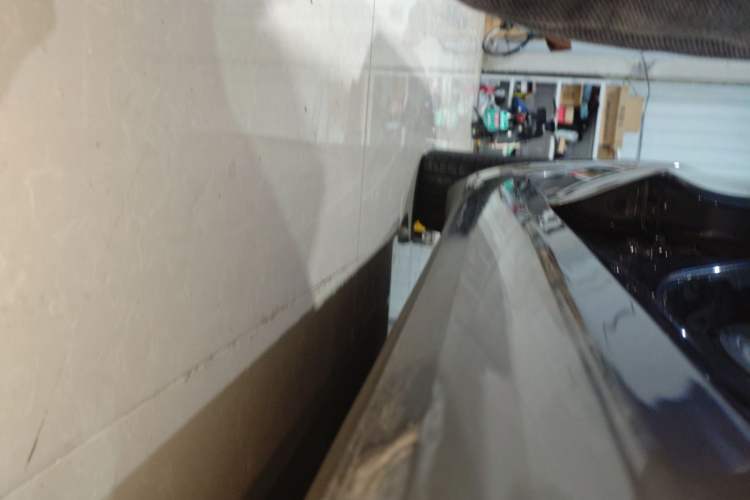 Used Tesla Model 3 2019 Standard Range Rear-Drive Upgraded Version Right Side Sill