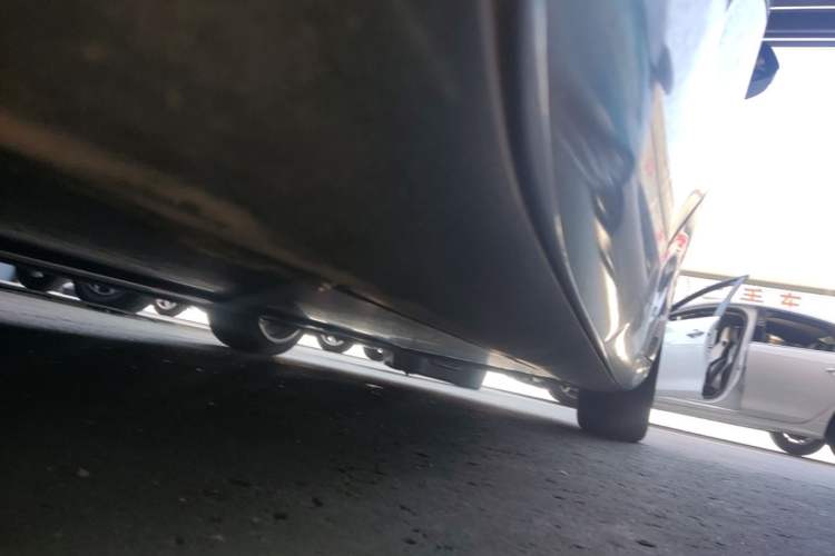 Used Tesla Model 3 2019 Standard Range Rear-Drive Upgraded Version Right Side Sill