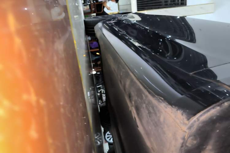 Used Tesla Model 3 2019 Standard Range Rear-Drive Upgraded Version Right Side Sill