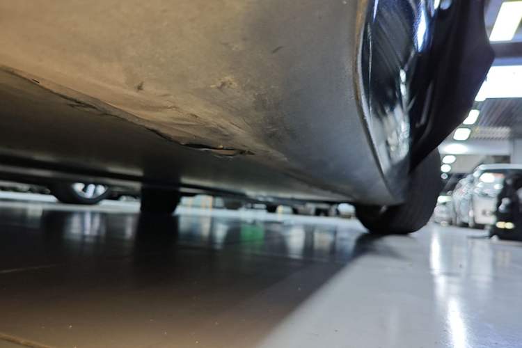 Used Tesla Model 3 2019 Standard Range Rear-Drive Upgraded Version Right Side Sill