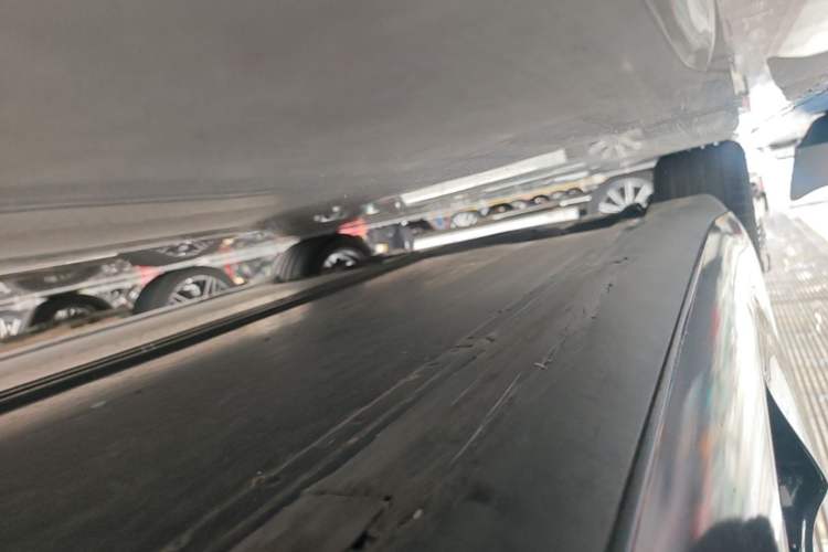 Used Tesla Model 3 2019 Standard Range Rear-Drive Upgraded Version Right Side Sill