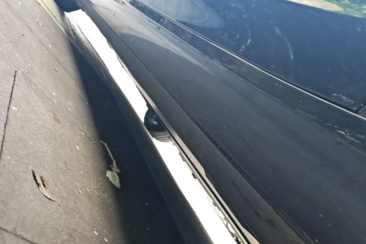 Used Tesla Model 3 2019 Standard Range Rear-Drive Upgraded Version Right Side Sill