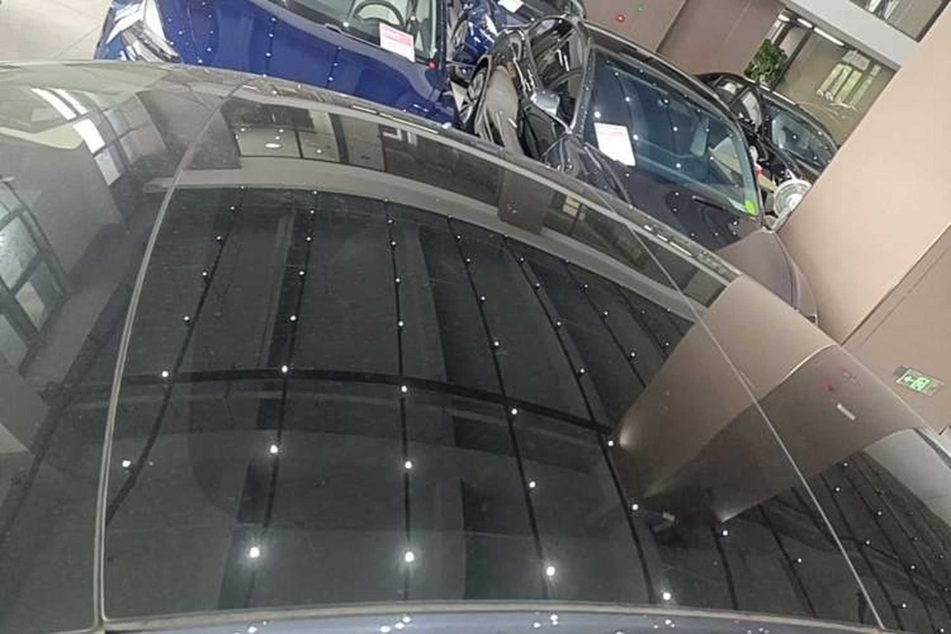 Used Tesla Model 3 2019 Long-Range Rear-Wheel-Drive Version Roof
