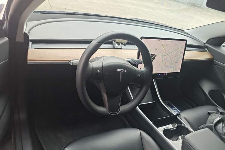 Used Tesla Model 3 2019 Standard Range Rear-Drive Upgraded Version Steering Wheel