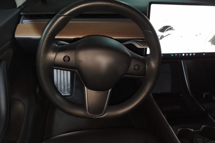 Used Tesla Model 3 2019 Long-Range All-Wheel-Drive Version Steering Wheel