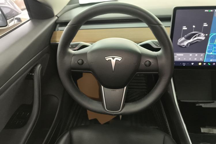 Used Tesla Model 3 2019 Long-Range All-Wheel-Drive Version Steering Wheel
