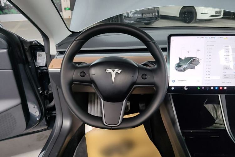 Used Tesla Model 3 2019 Long-Range All-Wheel-Drive Version Steering Wheel