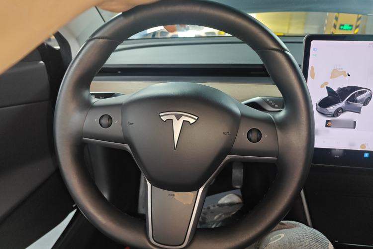 Used Tesla Model 3 2019 Long-Range Rear-Wheel-Drive Version Steering Wheel