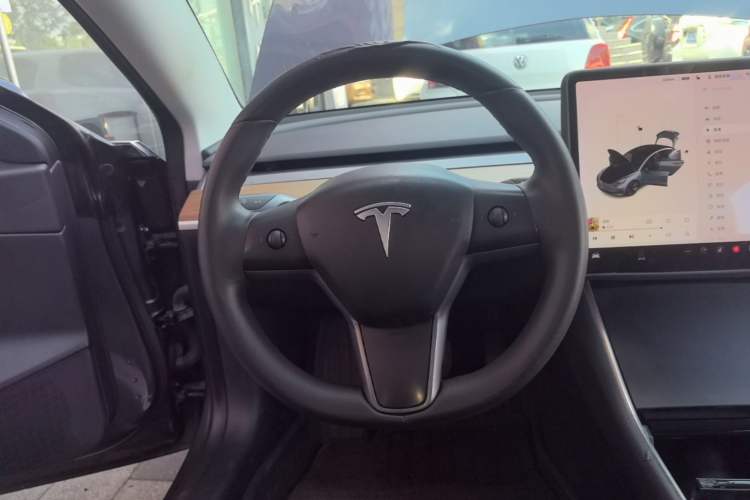 Used Tesla Model 3 2019 Standard Range Rear-Drive Upgraded Version Steering Wheel