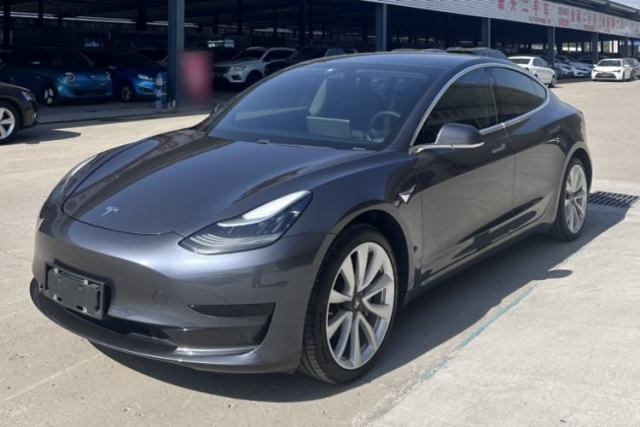 Ojetý Tesla Model 3 2019 Standard Range Rear-Drive Upgraded Version