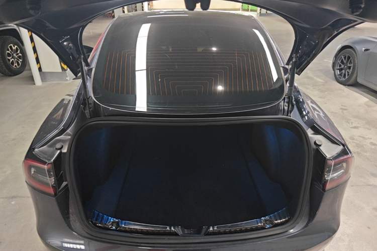 Used Tesla Model 3 2019 Standard Range Rear-Drive Upgraded Version Trunk