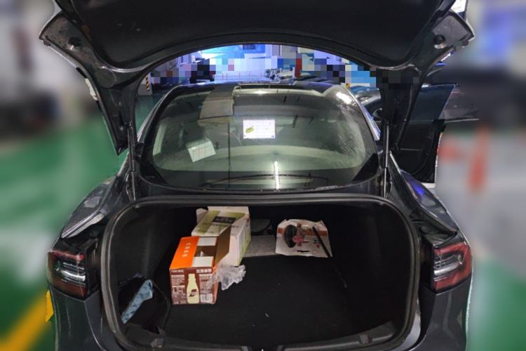 Used Tesla Model 3 2019 Long-Range Rear-Wheel-Drive Version Trunk