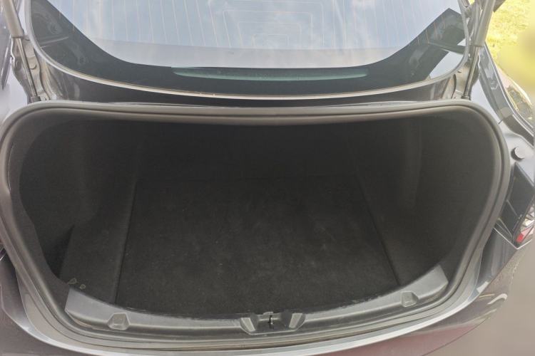 Used Tesla Model 3 2019 Standard Range Rear-Drive Upgraded Version Trunk