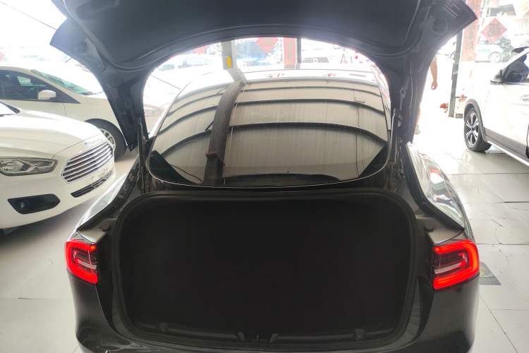 Used Tesla Model 3 2019 Standard Range Rear-Drive Upgraded Version Trunk