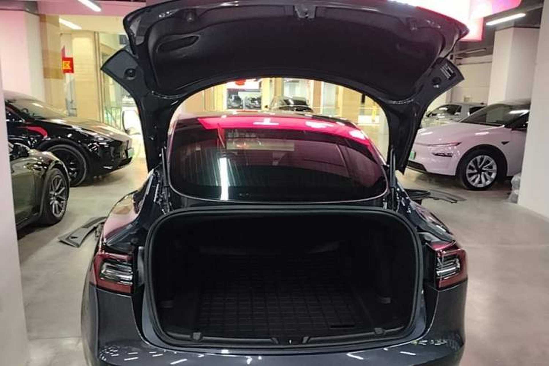 Used Tesla Model 3 2019 Standard Range Rear-Drive Upgraded Version Trunk