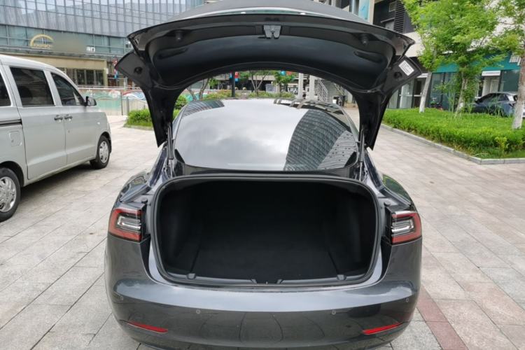 Used Tesla Model 3 2019 Performance High-Performance All-Wheel-Drive Version Trunk