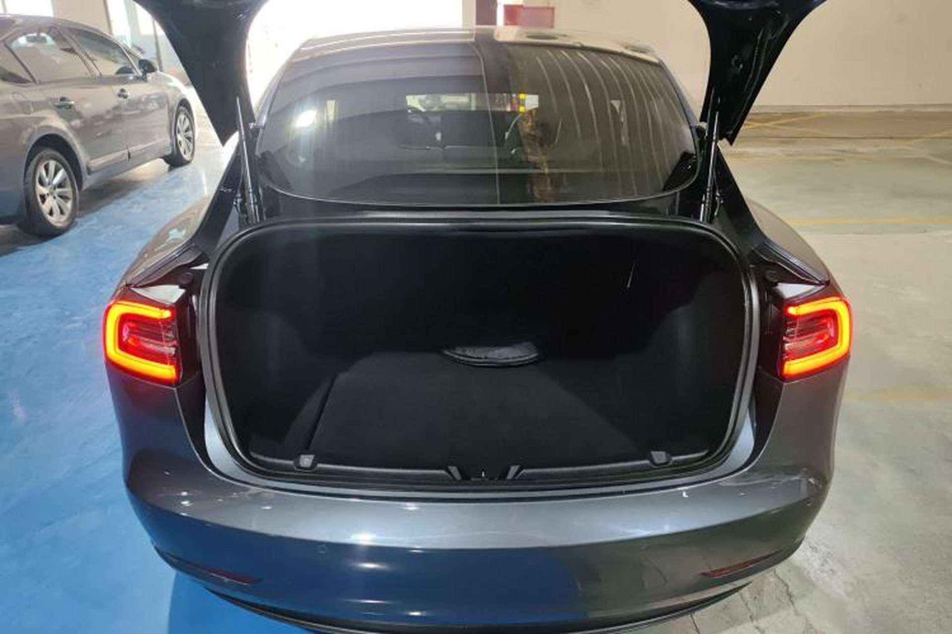 Used Tesla Model 3 2019 Performance High-Performance All-Wheel-Drive Version Trunk
