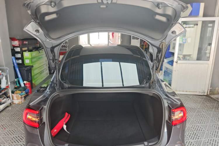 Used Tesla Model 3 2019 Standard Range Rear-Drive Upgraded Version Trunk